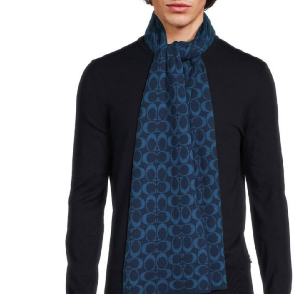 Coach scarf